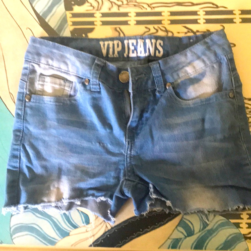 VIP cutoff shorts US 5/6 12” long